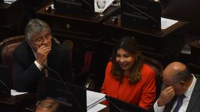 Guillermo Andrada y Sandra Mendoza dos miembros del peronismo del Senado que se irían del bloque.&nbsp;&nbsp;