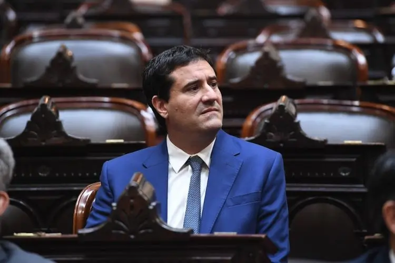 Maximiliano Abad, senador de la UCR por Buenos Aires.