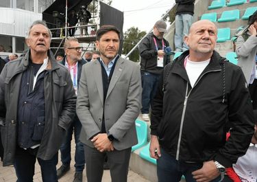 Santa Fe: las flores de Pullaro a Scioli y Milei por el apoyo en seguridad y en los juegos Suramericanos 2026