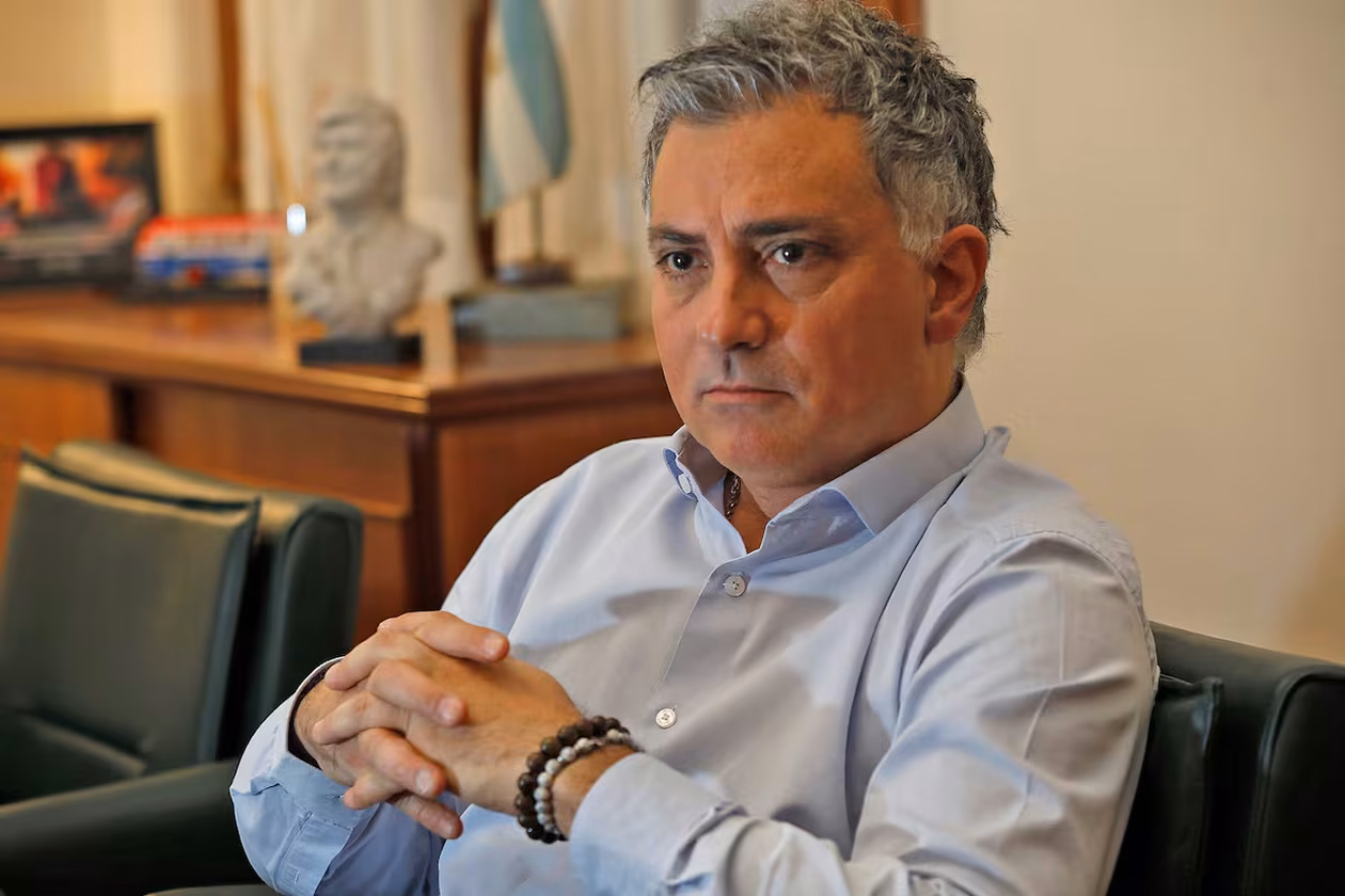 Sebastián Pareja.