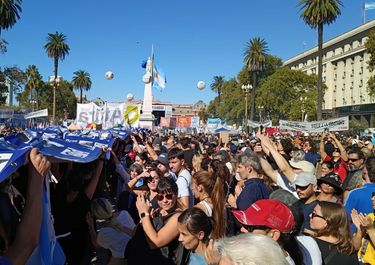 Dictadura Nunca Más: una multitud renueva el grito a 50 años del golpe
