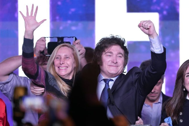Javier Milei y Karina Milei. 