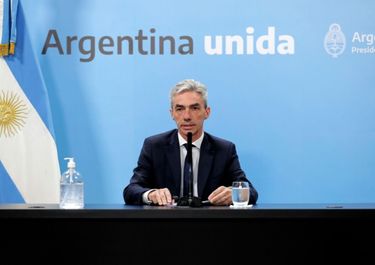 La falta de sintonía de Meoni y los sueldos de los choferes en duda