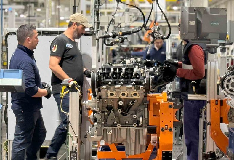 La industria alimenta el desempleo bajo las políticas de Javier Milei