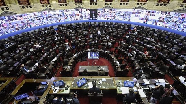 diputadas destacan la necesidad de generar empleo y aumentar la produccion