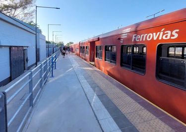 Javier Milei prorrogó la concesión de Ferrovías