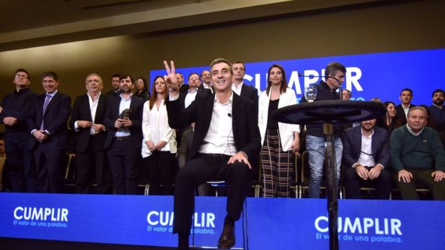 randazzo va por los votos de massa, pensando en la renovacion para 2019