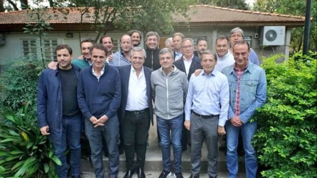 en clave de unidad, el pj bonaerense se subio al triunfo pampeano