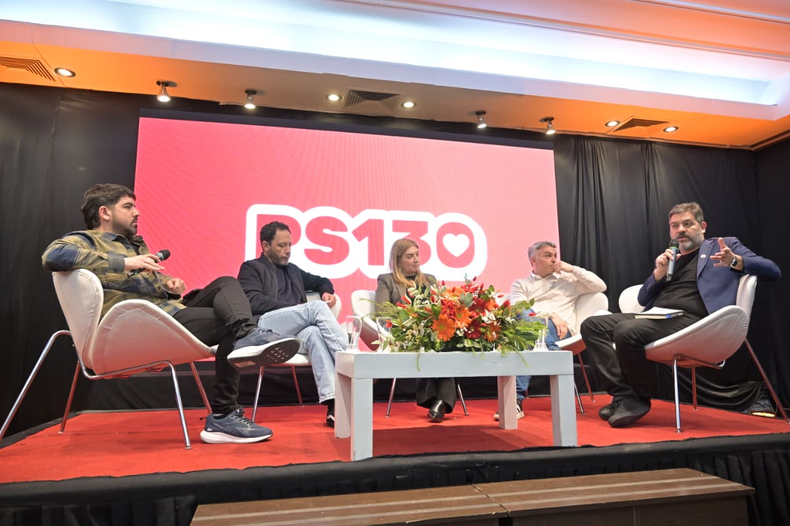 ¿Guiño a 2027? El socialismo celebró sus 130 años y convocó al ministro de Gobierno de Axel Kicillof.