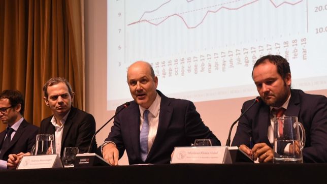 sturzenegger, en modo schwarzenegger