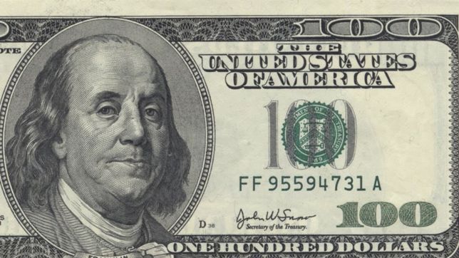 el dolar cotiza de nuevo con tendencia al alza: $28,20