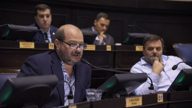 La oposición presentó un paquete de medidas para auxiliar a los intendentes
