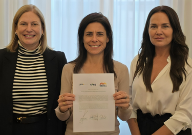 Gisela Scaglia, presidenta del PRO Santa Fe, Carolina Labayru, espada de Javkin en el Concejo, y Anita Martínez, la única concejala amarilla a partir del diez de diciembre
