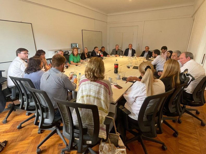 Reunión del multipartidario bloque Hacemos Coalición Federal.&nbsp;