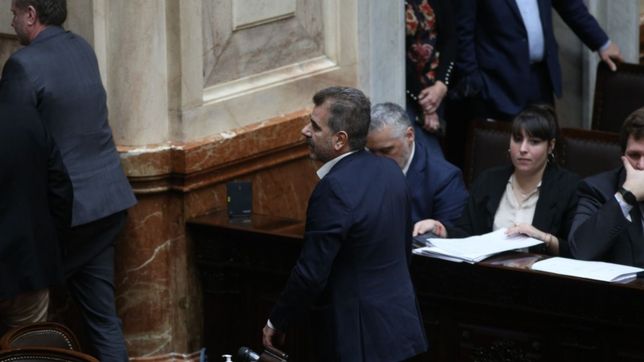 el pro voto el repudio al atentado y abandono el recinto