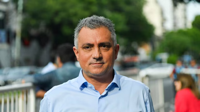 Cuánto poder tiene Sebastián Pareja, principal apuntado por la derrota de La Libertad Avanza en Buenos Aires