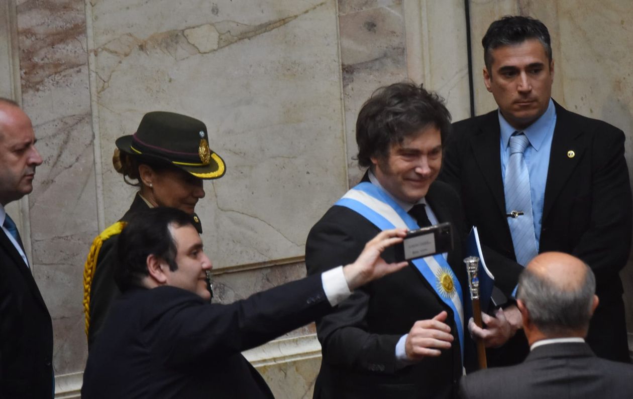 Javier Milei presenta el Presupuesto en el Congreso.