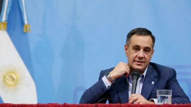 en plena puja paritaria, el gobierno convoco a los docentes nacionales