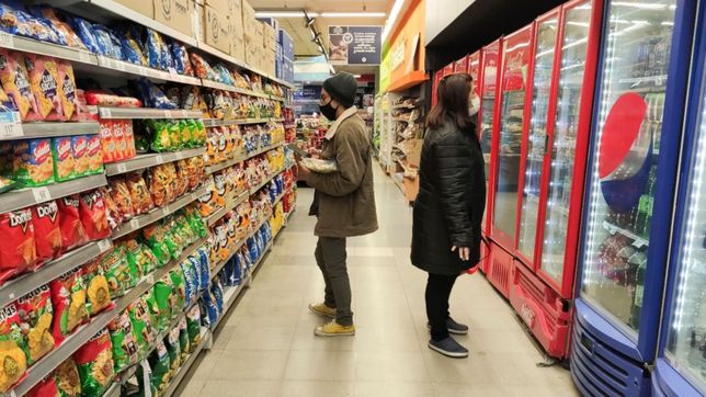 la region, espejo roto: bajar la inflacion es urgente, pero no resuelve todo