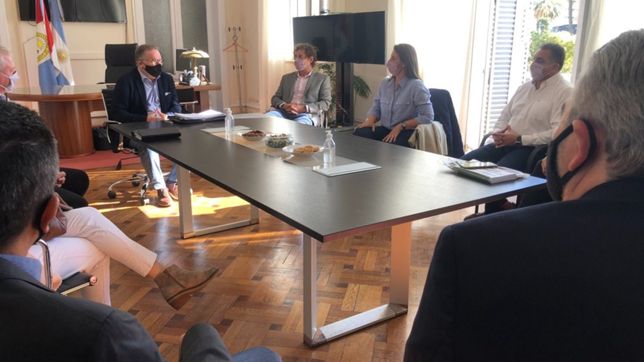 si es celeste, que cueste: la interna por el territorio y la pastoral evangelica