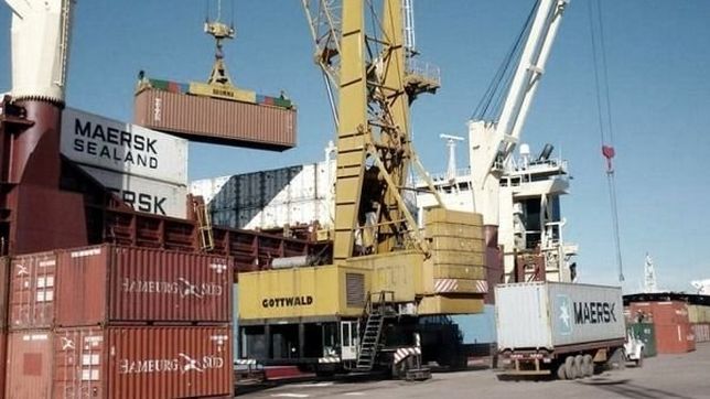 exportaciones bonaerenses 2017: caida de productos primarios, repunte industrial