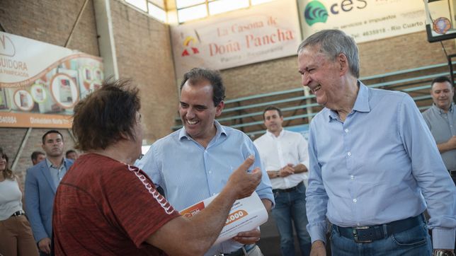 Juan Manuel Llamosas y Juan Schiaretti, los mejores valorados por la gente en Río Cuarto