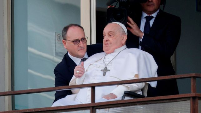 El papa Francisco reaparece en público.