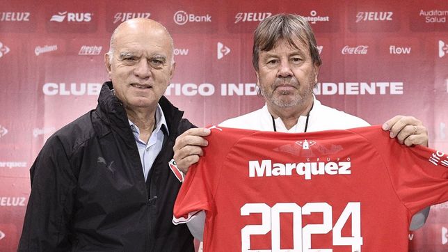 Néstor Grindetti y el técnico Ricardo Zielinski