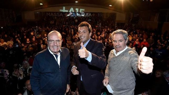 massa desembarco en su tierra natal, ahora en manos de un ex aliado