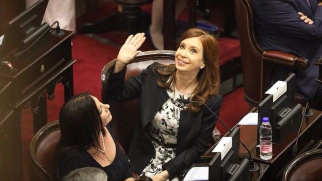 vuelve cfk a un congreso convulsionado