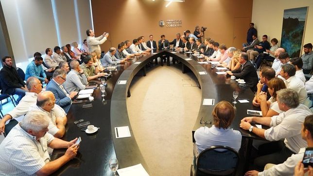 unidad y reeleccion, en la agenda de los intendentes cordobeses hacia 2023