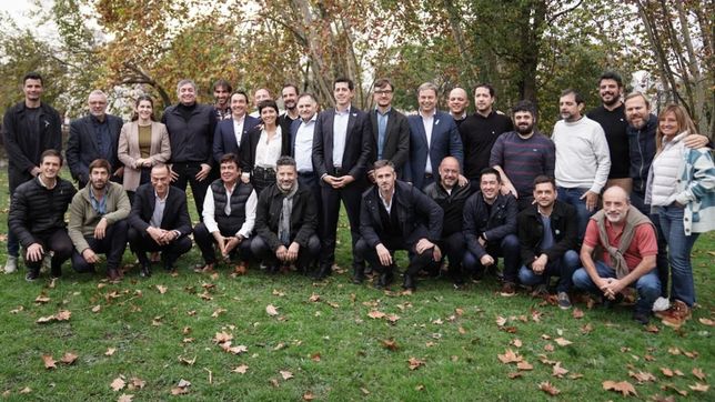 la foto de wado de pedro que desperto suspicacias en el pj bonaerense