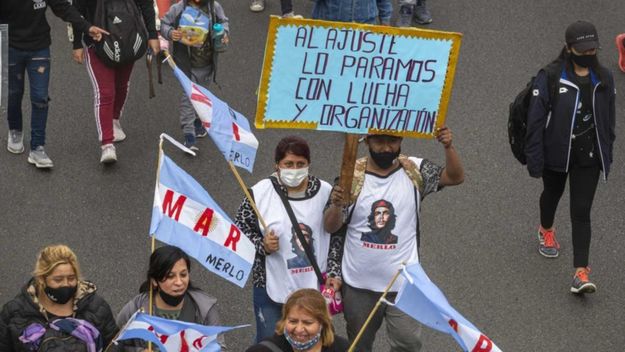 Pasaron cosas: un reparto del ingreso a lo PRO amenaza a Todos en las urnas