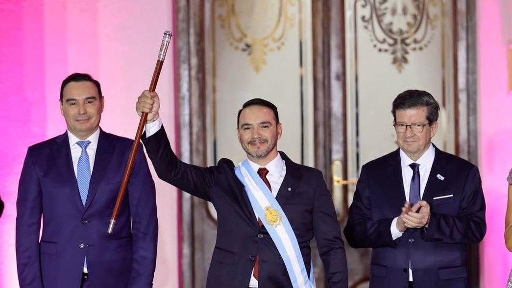Juan Pablo Valdés asumió como gobernador de Corrientes. 