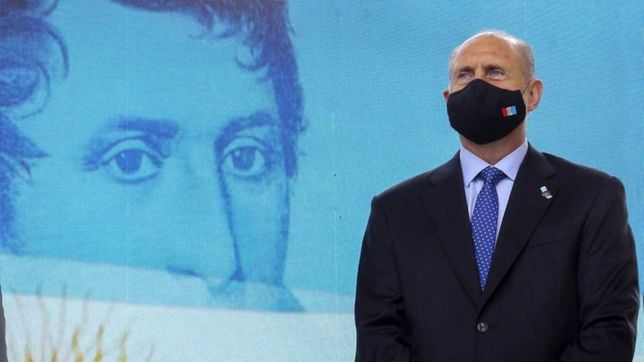 perotti le pide a un funcionario precandidato de rossi que se tome licencia