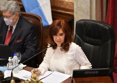 CFK recusó al juez Ercolini en una causa donde denuncia la persecución de Macri