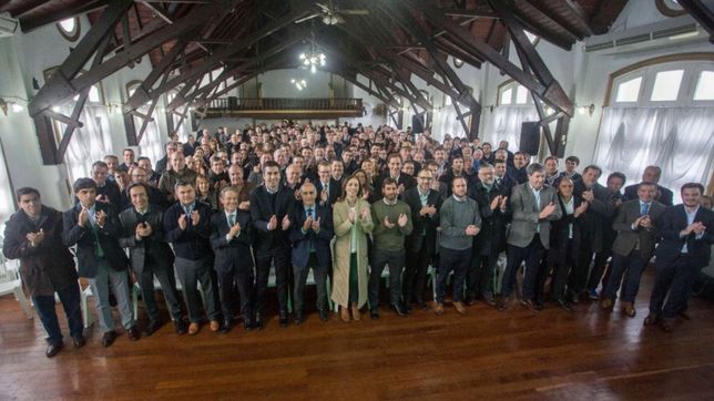 vidal reconocio la crisis y pidio a su tropa que ?salgan a la calle?