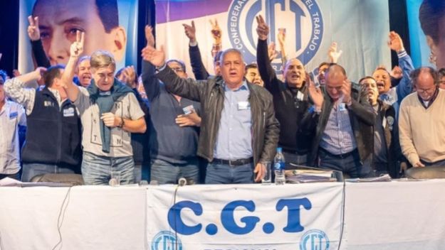 La CGT se le planta a Espinoza: exige PASO para terminar con la lapicera