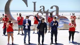 Kicillof junta a intendentes costeros: seguridad, salud y empleo, en agenda