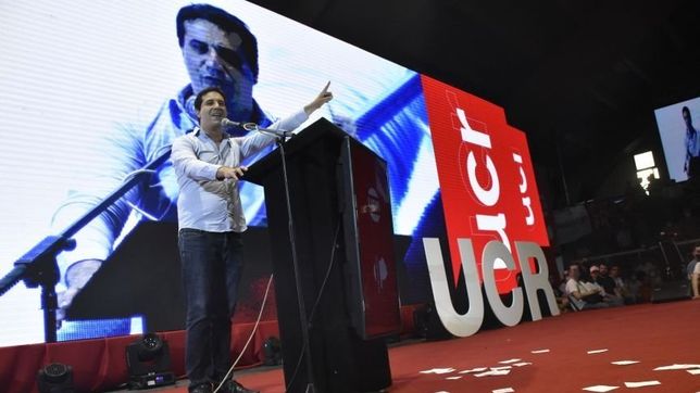 con cumbre en mdq, abad se sumerge en la pelea por la gobernacion con cumbre en mdq, abad se sumerge en la pelea por la gobernacion
