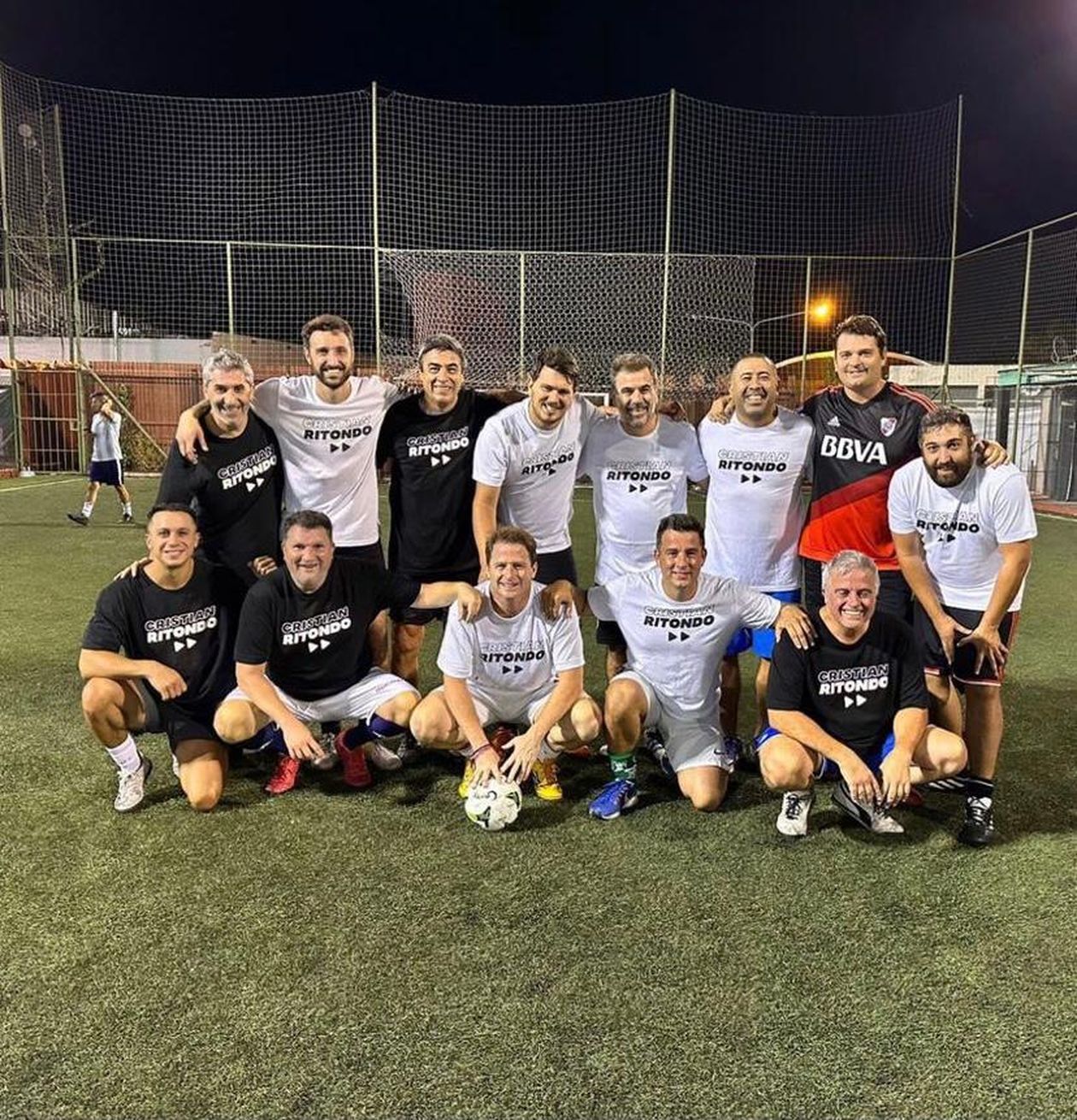 Ritondo y ambos equipo.