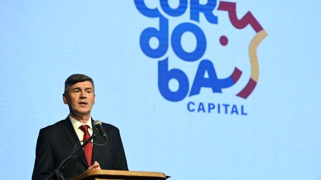 Daniel Passerini analiza la conveniencia de presentar un proyecto de reforma de la Carta Orgánica municipal. Daniel Passerini analiza la conveniencia de presentar un proyecto de reforma de la Carta Orgánica municipal.