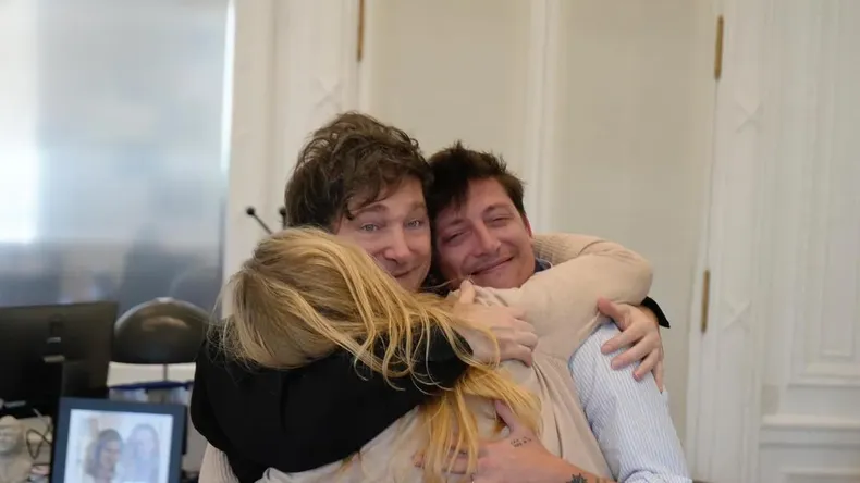 La calidad del blindaje de Milei Hermanos La calidad del blindaje de Milei Hermanos