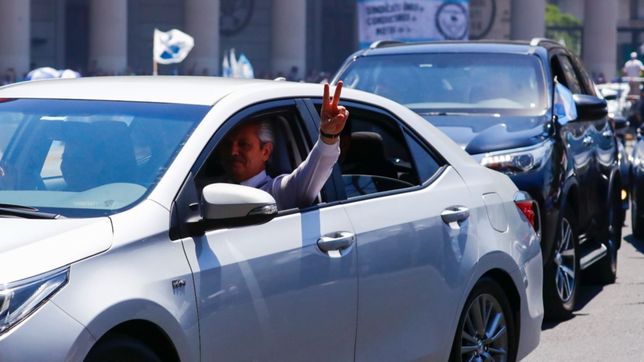 la casa rosada a oscuras, fernandez al volante y la obsesion fmi