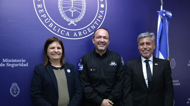 Patricia Bullrich y Juan Pablo Quinteros, junto a su par de El Salvador. 