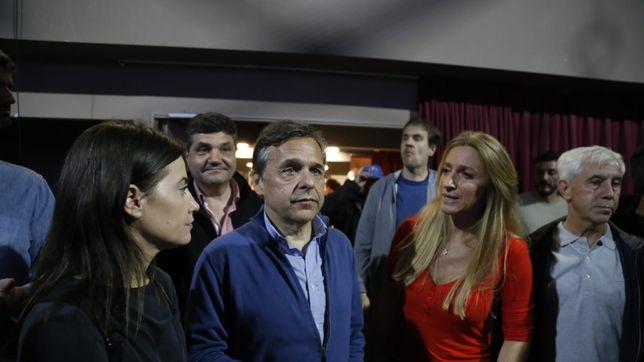 Diego Giuliano en uno de los encuentros en Santa Fe durante la campaña presidencial de Sergio Massa.