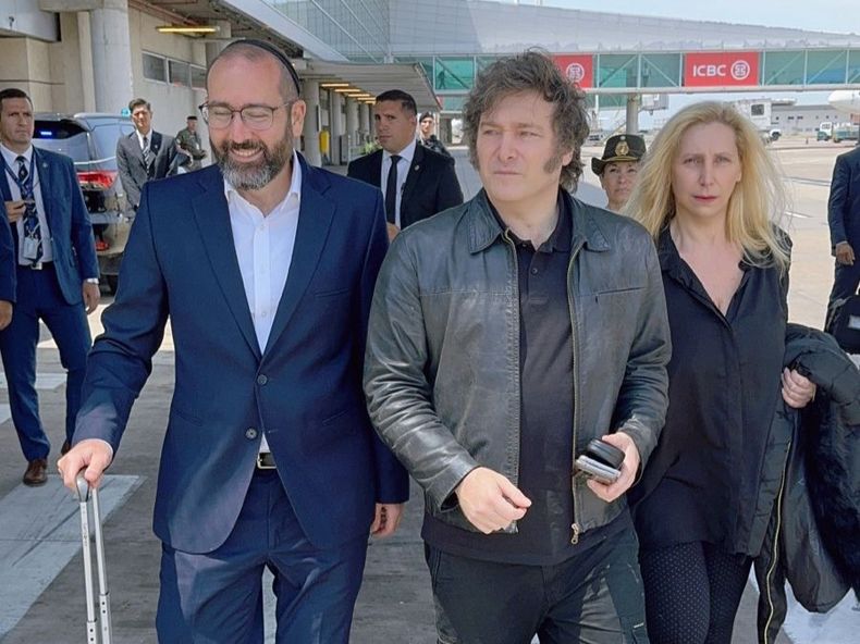 Axel Wahnish, Javier Milei y Karina Milei.