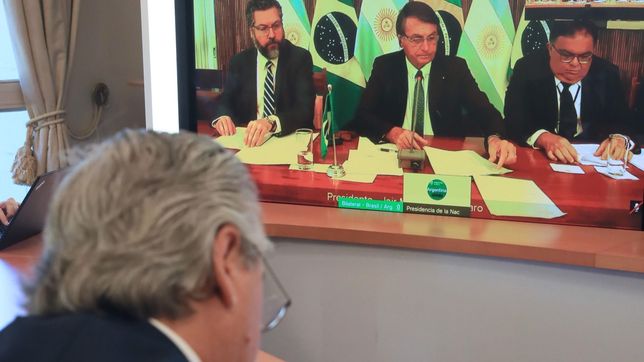 fernandez vs. bolsonaro, anticipo de la final en un mercosur caliente