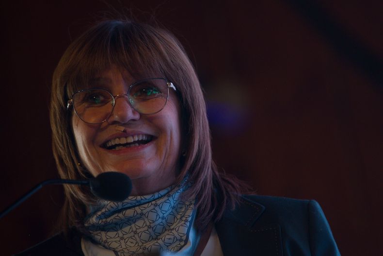 Patricia Bullrich, ministra y candidata, fue la encargada de romper el hielo con el C&iacute;rculo Rojo. Foto: Mat&iacute;as Garay.