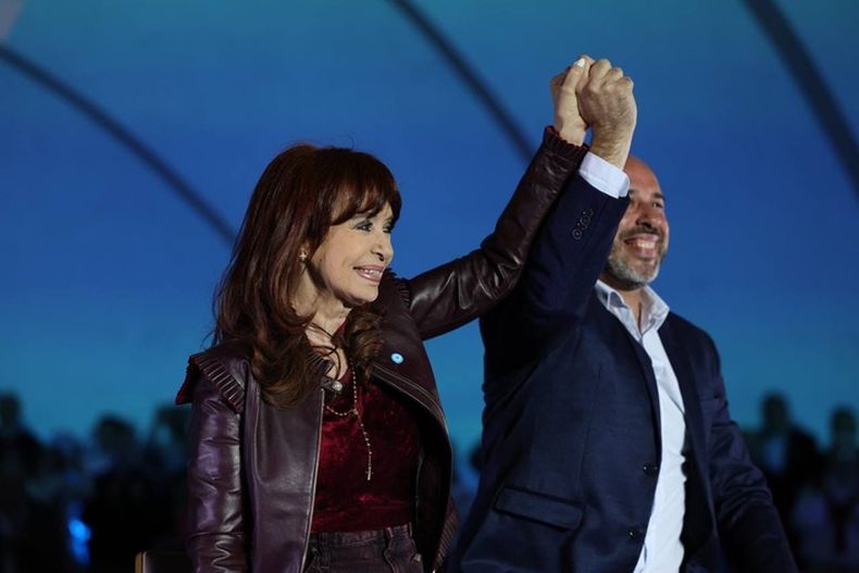 Cristina Fernández de Kirchner en persona bendijo la postulación de Tincho Ascúa como gobernador de Corrientes.